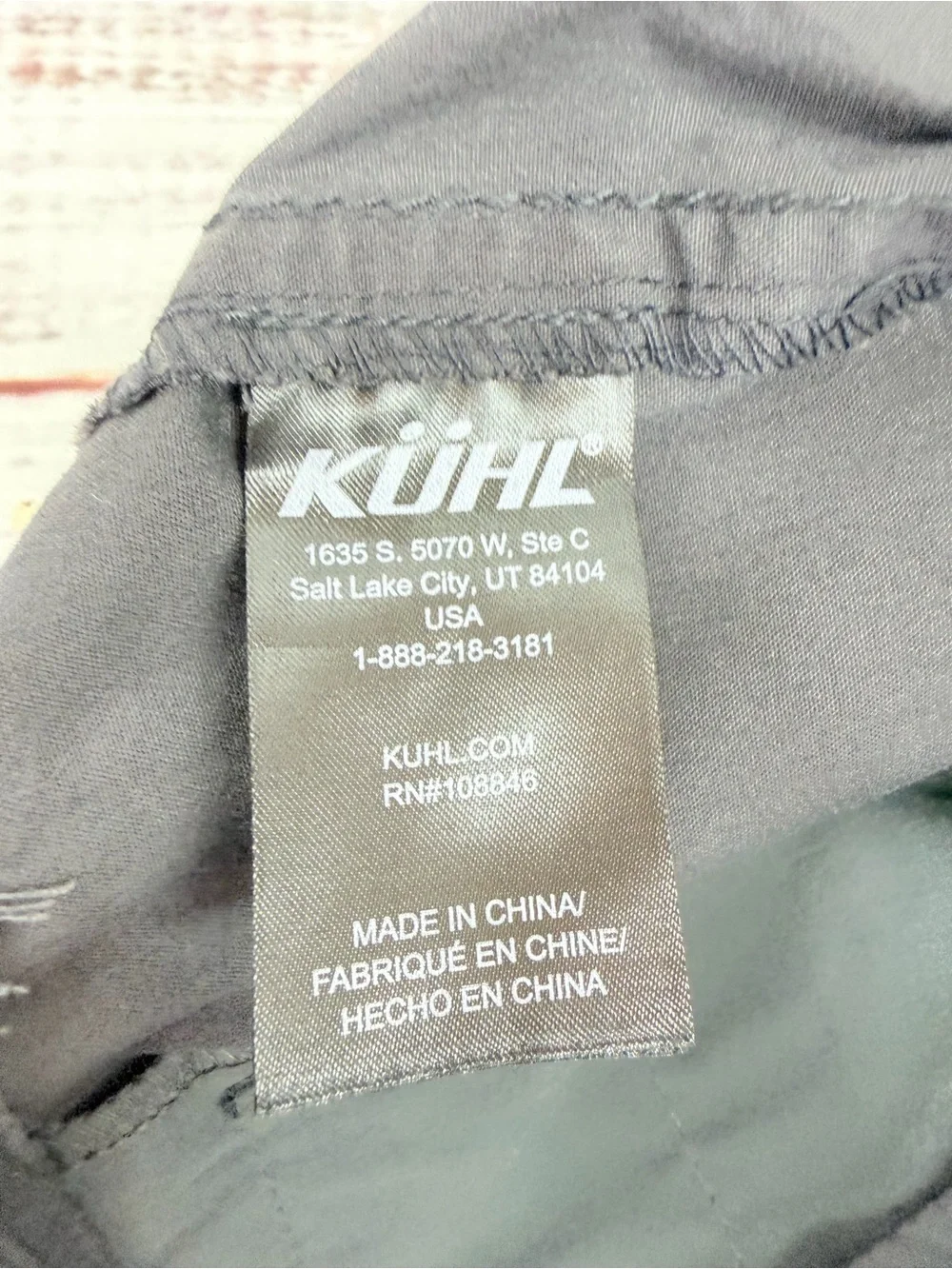 Kuhl Women’s size 8 Legendary Dark Gray Hiking Pants